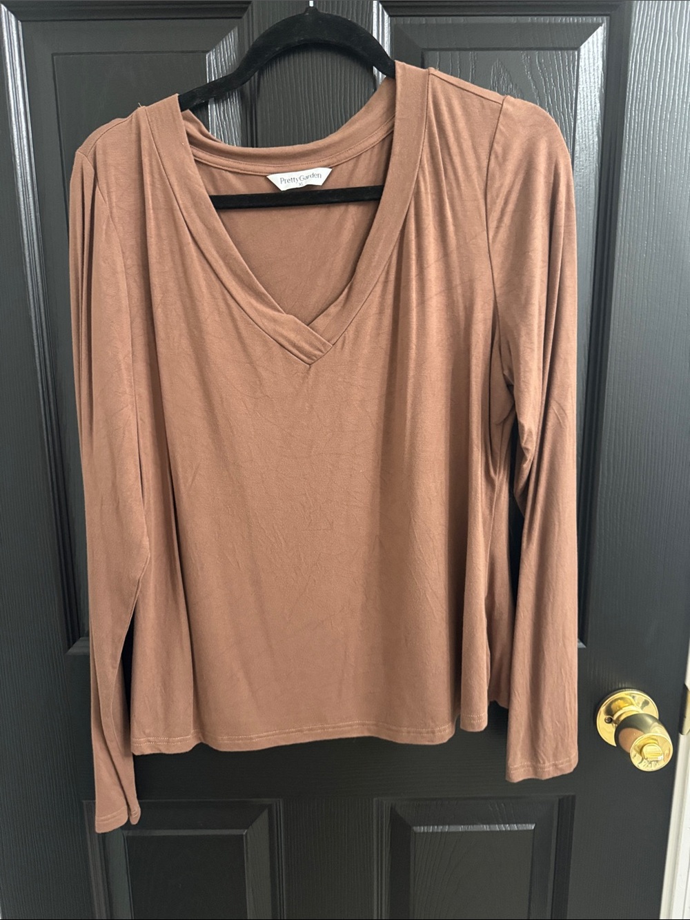PrettyGarden Women's V-Neck Long Sleeve Tee — Warm Brown